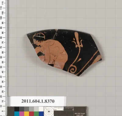 Terracotta rim fragment of a kylix (drinking cup)