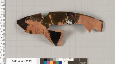 Terracotta rim fragment of a kylix (drinking cup)