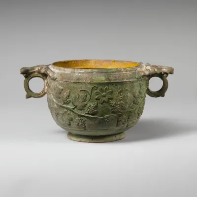 Terracotta scyphus (drinking cup)
