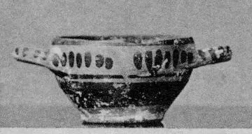 SKYPHOS (CORINTHIAN)