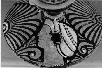 LEKANIS (SOUTH ITALIAN, APULIAN, RED-FIGURE)