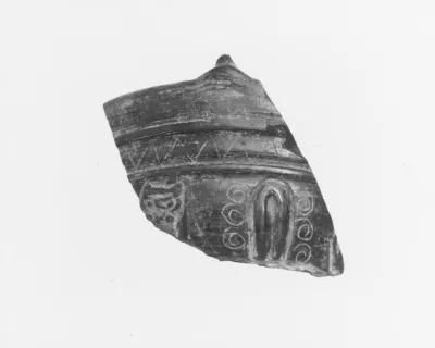 Vase fragment