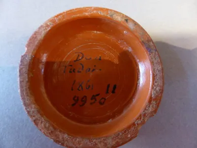 vase ; fragment
