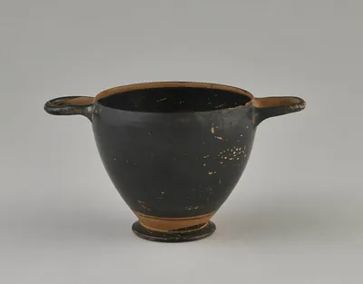 skyphos