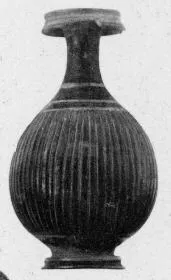 BOTTLE (SOUTH ITALIAN, GNATHIAN, BLACK GLAZE)