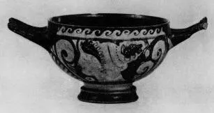 CUP (SOUTH ITALIAN, APULIAN, RED-FIGURE)
