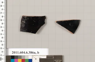Terracotta fragments of closed shapes
