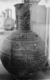 OINOCHOE (ATHENIAN GEOMETRIC, SILHOUETTE)
