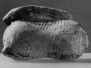 FIGURE VASE (CORINTHIAN)