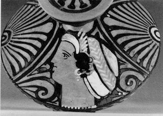 LEKANIS (SOUTH ITALIAN, APULIAN, RED-FIGURE)