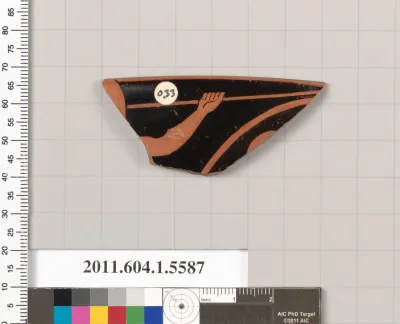 Terracotta rim fragment of a kylix (drinking cup)