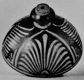 PYXIS LID (SOUTH ITALIAN, APULIAN, RED-FIGURE)