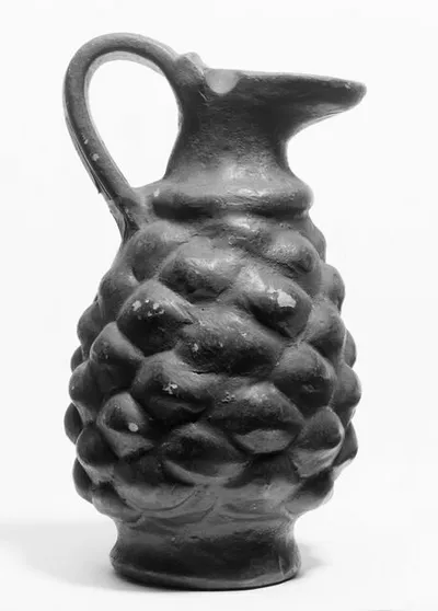 œnochoé ; vase plastique