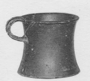 MUG (SOUTH ITALIAN, CAMPANIAN, BLACK GLAZE)