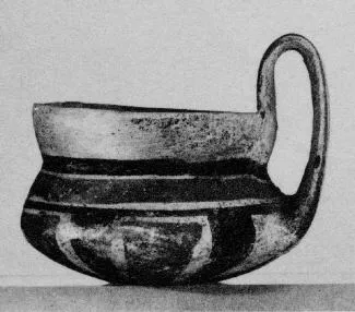KYATHOS (DAUNIAN, BLACK PATTERN)