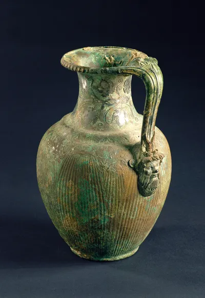 Oinochoe
