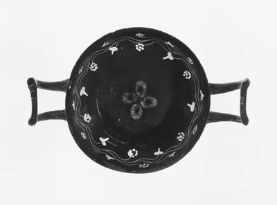 Campanian Stemless Cup