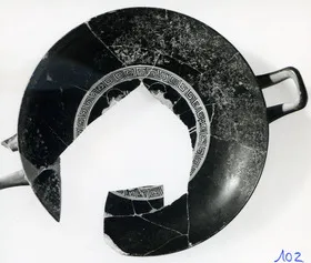 CUP B, FRAGMENTS (ATHENIAN, RED-FIGURE)