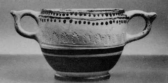 CUP (BOEOTIAN, CABIRION WARE, BLACK-FIGURE)