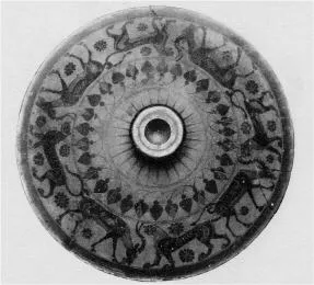 PYXIS LID (ATHENIAN, BLACK-FIGURE)
