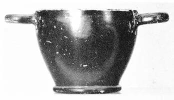 SKYPHOS (SOUTH ITALIAN, APULIAN, BLACK GLAZE)