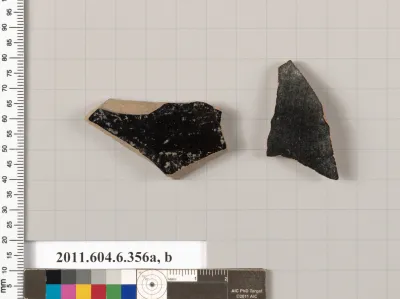 Terracotta fragments of closed shapes