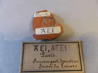 vase ; fragment