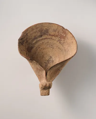 Terracotta ladle-saucer or shovel