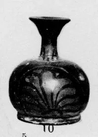 LEKYTHOS, SQUAT (SOUTH ITALIAN, APULIAN, RED-FIGURE)