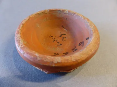vase ; fragment