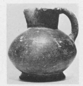 OINOCHOE (SOUTH ITALIAN, BUCCHERO)
