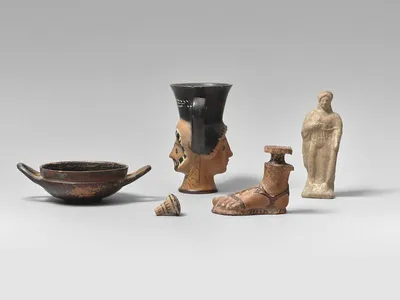 vase plastique ; figurine