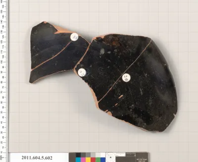 Terracotta rim fragment of a kylix (drinking cup)