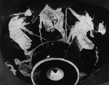CUP B (ATHENIAN, RED-FIGURE)