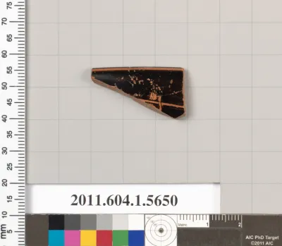 Terracotta rim fragment of a kylix (drinking cup)