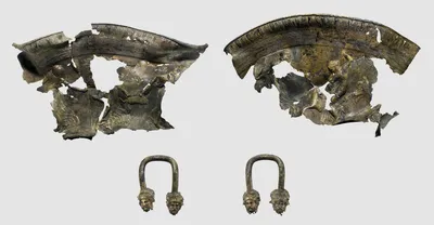 Bruchstücke d. Mänadenkraters (Fragmente des Mänadenkraters, Stücke eines Kraters, Bruchstücke eines attischen Kelchkraters mit reichem Reliefdekor (sog. Berliner Mänadenkrater))