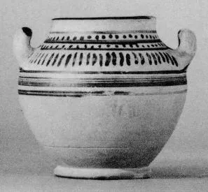 PYXIS (ETRUSCO-CORINTHIAN, PATTERN)