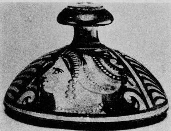 LID (SOUTH ITALIAN, APULIAN, RED-FIGURE)