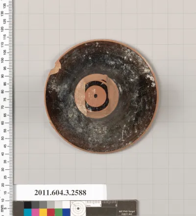 Terracotta fragment of a Little Master cup (drinking cup)