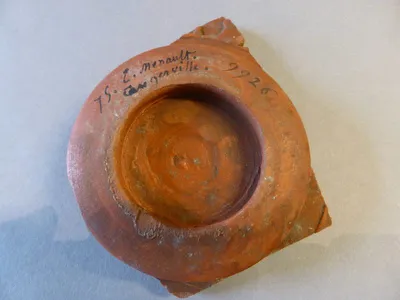 vase ; fragment