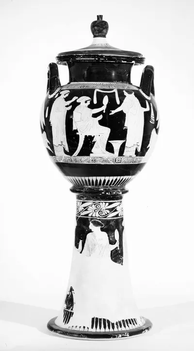 Lebes gamikos (Amphora auf hohem Fuβ, Attisch-rotfiguriger Lebes Gamikos)