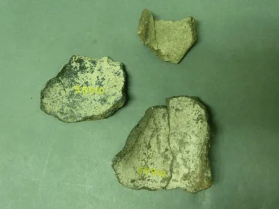 vase ; fragment
