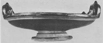 PLATE (SOUTH ITALIAN, APULIAN, RED-FIGURE)