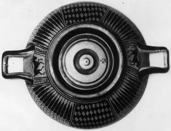 CUP, STEMLESS (ATHENIAN, RED-FIGURE)