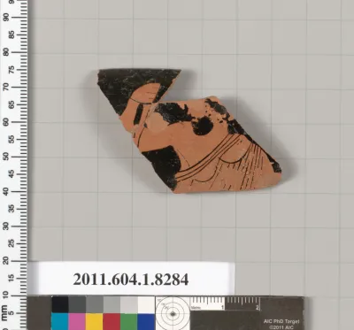 Terracotta rim fragment of a kylix (drinking cup)