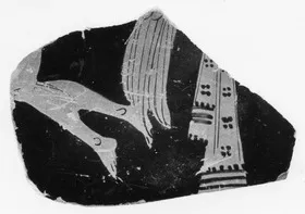 PYXIS LID, FRAGMENT (ATHENIAN, RED-FIGURE)