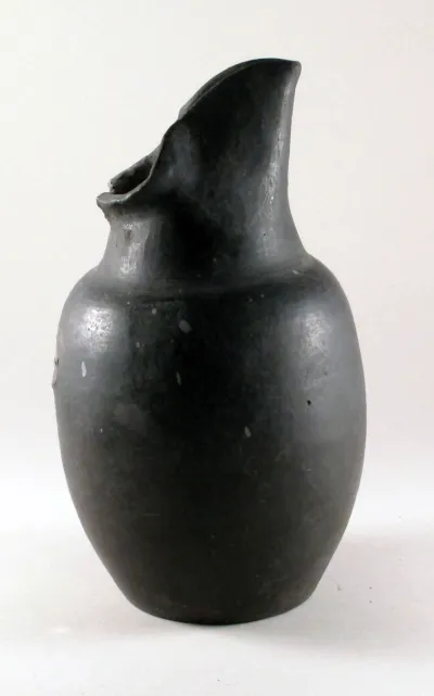 Oinochoe