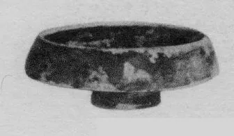 PLATE (ETRUSCAN, BLACK GLAZE)
