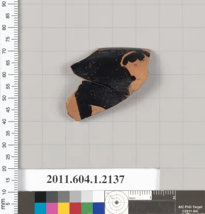 Terracotta rim fragment of a kylix (drinking cup)