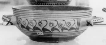 CUP (ATHENIAN GEOMETRIC, SILHOUETTE)